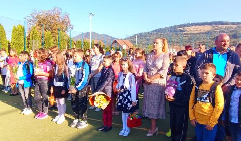 Festivitatea de deschidere a noului an școlar la Școala Gimnazială Șoimuș
